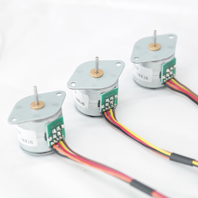 20BY45 12V 2-Phase Stepper Motor 18 derajat 3000 rpm